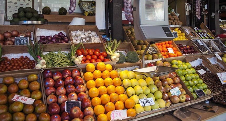 El consumidor pag&oacute; en diciembre 3,5 veces m&aacute;s de lo que cobr&oacute; el productor