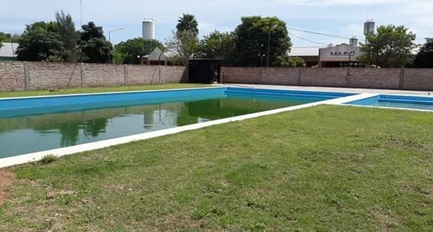 Inscriben para colonia de vacaciones en el natatorio municipal de Miraflores 