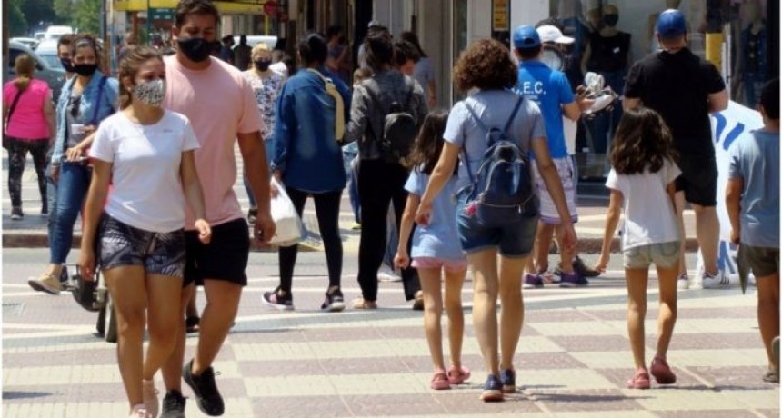 Chaco aplicar&aacute; multas de hasta 5 mil pesos a quienes circulen sin barbijo