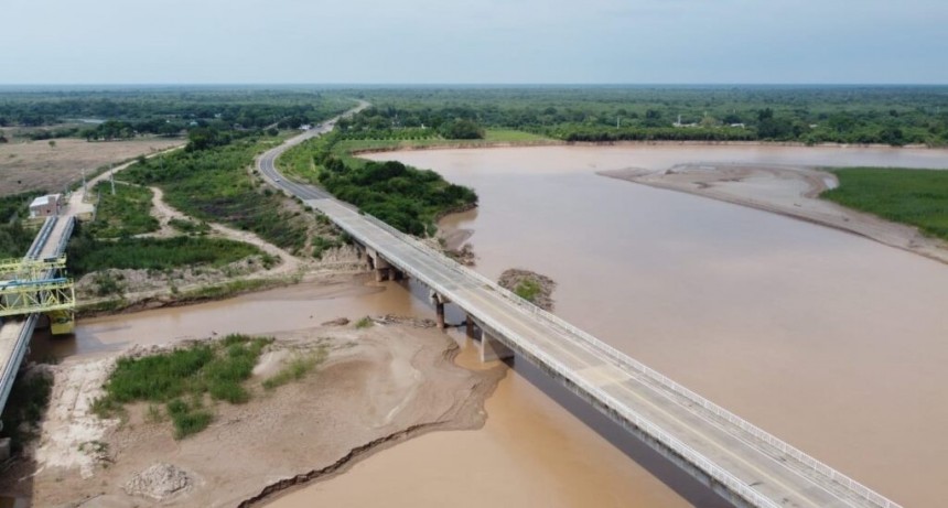 Restringen la circulaci&oacute;n de camiones en el puente Lavalle debido a la inestabilidad del suelo