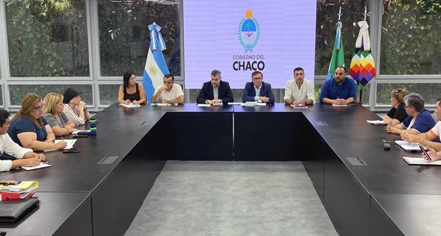 El Gobierno provincial ofreci&oacute; un aumento salarial del 53,34 % para el periodo febrero-abril