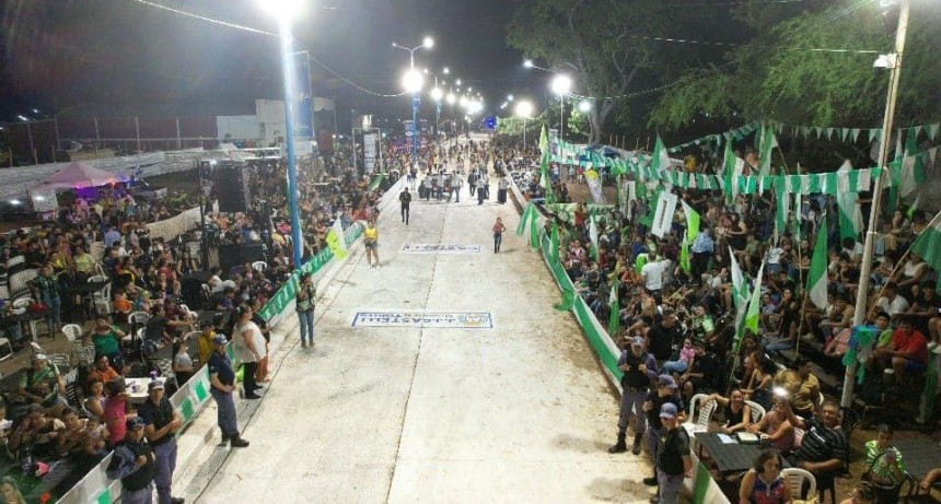 Estrella Tropical, Hualoq Ala, e Hijos del Sol ponen color y alegria a los carnavales del Impenetrable 2024
