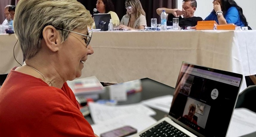&ldquo;Junto a los docentes estamos cumpliendo un anhelo y uno de los objetivos que nos fijamos&rdquo;, dijo la ministra Naidenoff