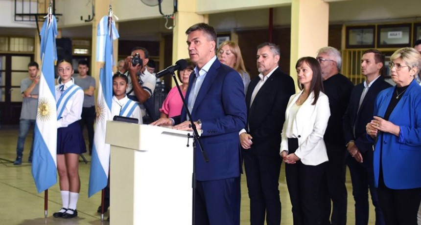 Educaci&oacute;n: Zdero anunci&oacute; partidas de sostenimiento e inversi&oacute;n en edificios escolares por $8.500 millones