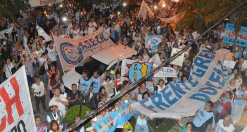 El Frente Gremial Docente convocó a movilizarse este miércoles