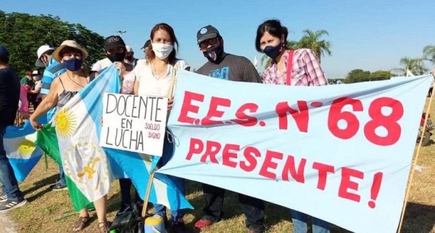 Disconformes con la oferta salarial, los docentes trasladaron su protesta a las rutas chaque&ntilde;as