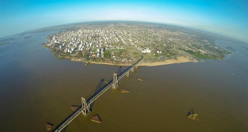 Infraestructura vial: Alberto Fern&aacute;ndez ratific&oacute; la inversi&oacute;n para el segundo puente entre Chaco y Corrientes