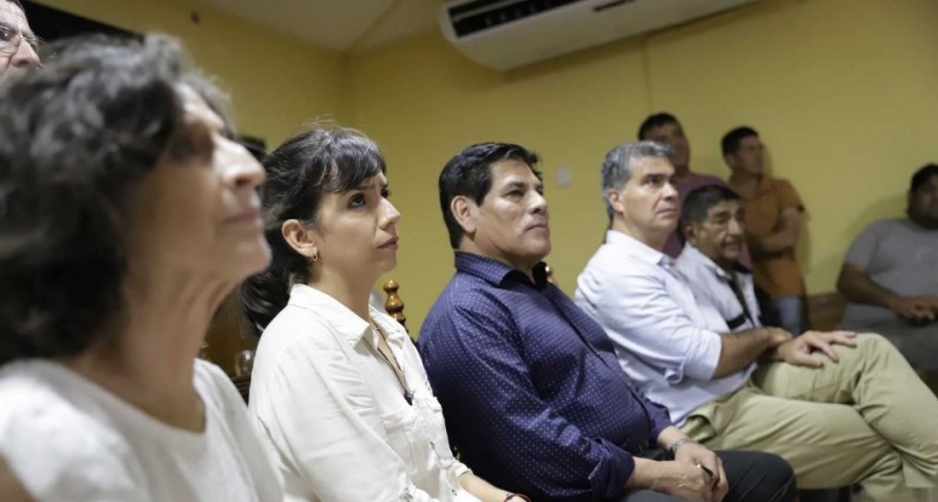 Capitanich con comunidades wichí y criollas: “Hay un reclamo que requiere un abordaje estructural por parte del Poder Ejecutivo”