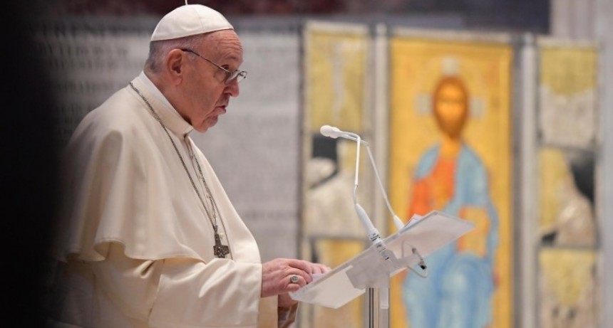 Bendici&oacute;n Urbi et Orbi: Somos curados por las llagas de Cristo resucitado