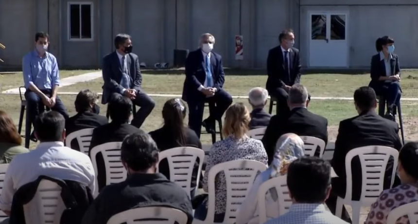 &ldquo;Cuando trabajamos para los argentinos no debemos tener sectores pol&iacute;ticos&rdquo;