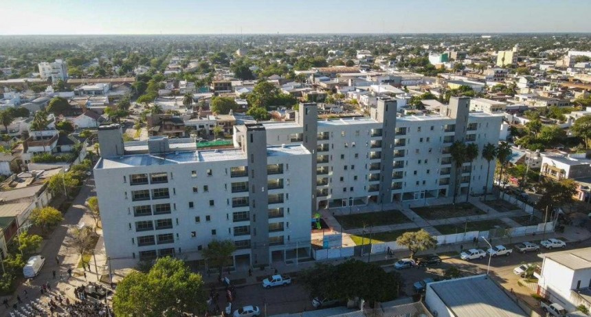 Inauguraron el edificio Procrear con 74 nuevas viviendas para familias de S&aacute;enz Pe&ntilde;a