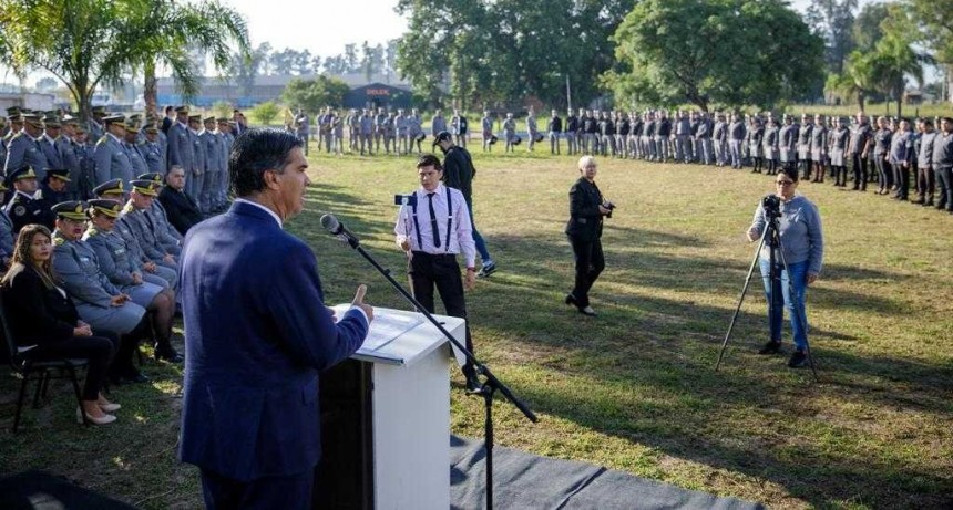 El gobierno conmemor&oacute; el 15&deg; aniversario del Servicio Penitenciario con el anuncio de 490 ascensos