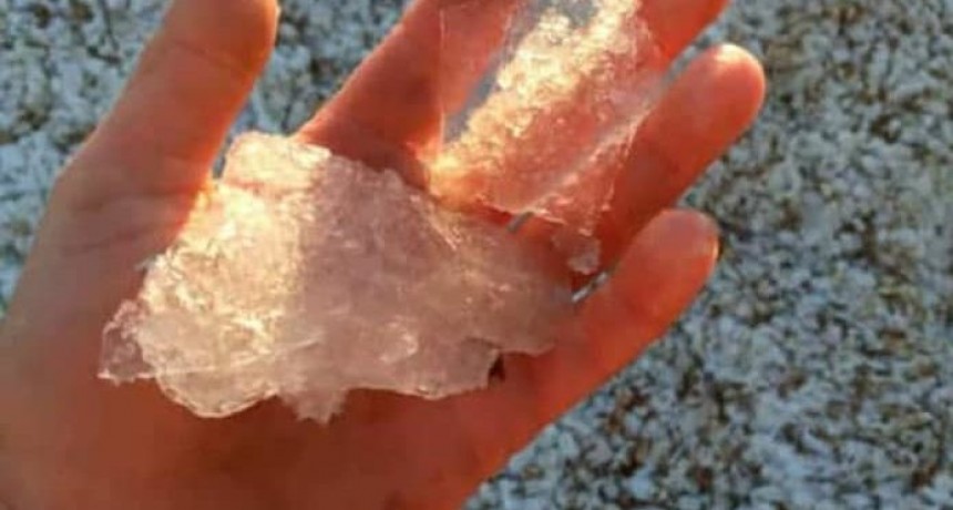 Lleg&oacute; el fr&iacute;o con la primera helada del a&ntilde;o en Castelli