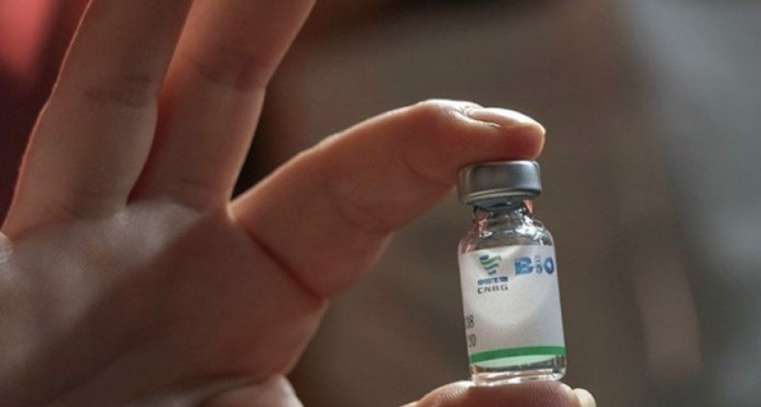 China confirm&oacute; que Argentina comenzar&aacute; a producir la vacuna de Sinopharm