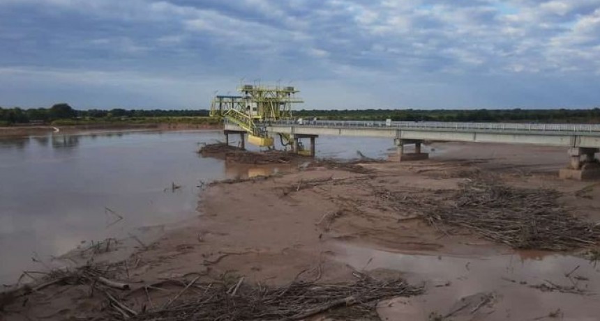 Se complica el abastecimiento de agua potable a localidades del Impenetrable