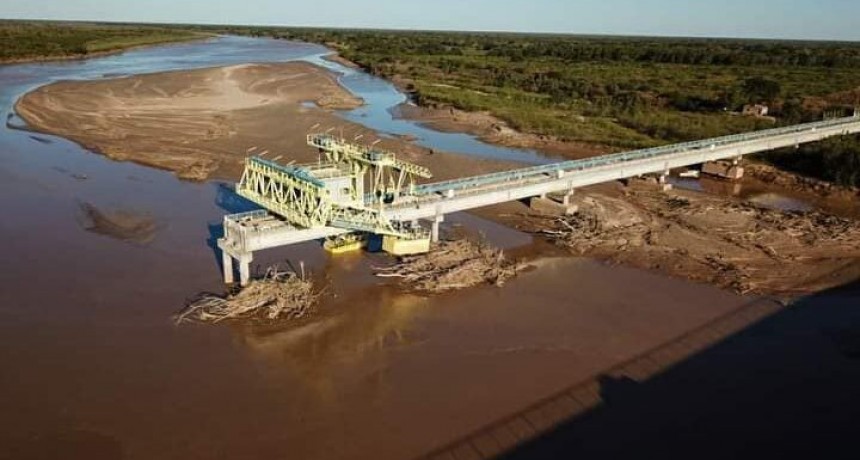 Anunciaron medidas urgentes para garantizar el abastecimiento de agua a Castelli y la regi&oacute;n