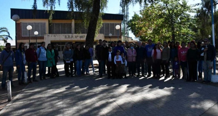 El Consejo Provincial de Cultura se reuni&oacute; en Castelli y entreg&oacute; registros a m&aacute;s de 100 artesanas