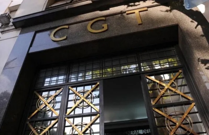 La CGT acusó al Gobierno de pretender “eliminar el derecho a huelga por decreto y a espaldas del país”