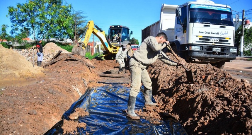 El municipio realiza operativo de limpieza de cunetas y alcantarillas