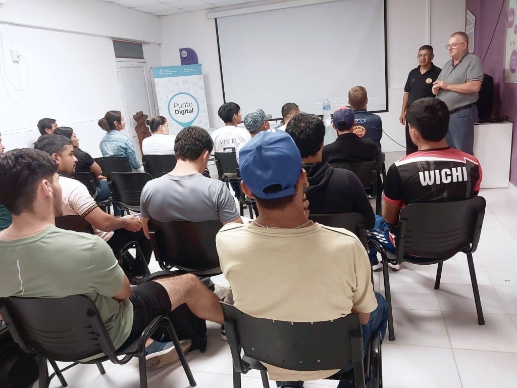  Iniciaron las actividades en la Escuela Municipal de &Aacute;rbitros de F&uacute;tbol de Castelli