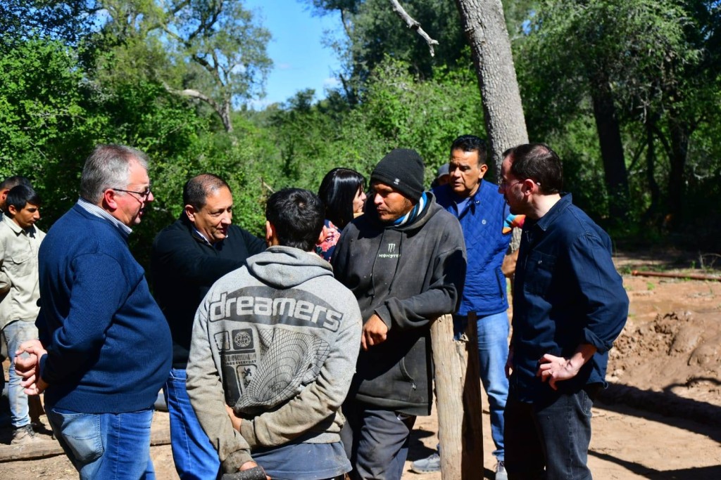 Pio Sander junto al Diputado Provincial Santiago P&eacute;rez Pons y referentes del PJ visitaron distintas comunidades y localidades del Impenetrable
