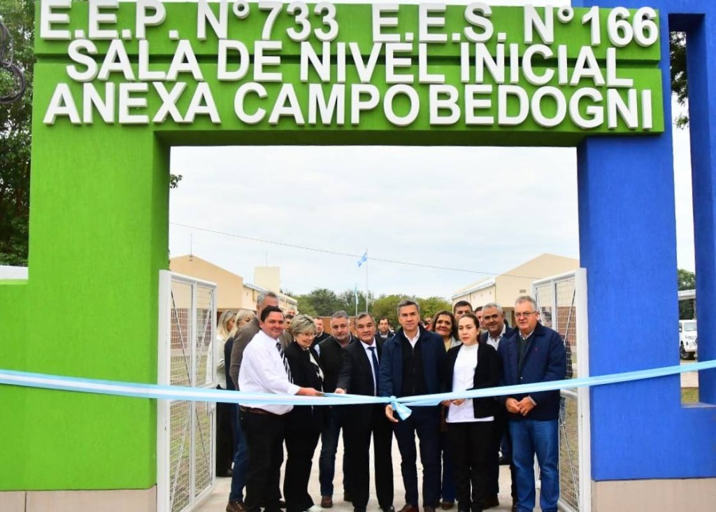 El intendente P&iacute;o Sander particip&oacute; de la inauguraci&oacute;n de las obras de ampliaci&oacute;n y refacci&oacute;n de la EEP N&deg; 733 la sala de Nivel Inicial Anexa y E.E.S N&deg; 166 de Campo Bedogni