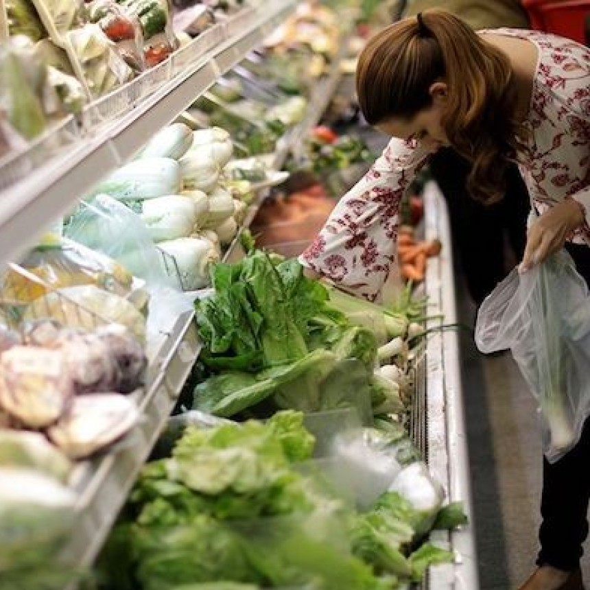 La canasta b&aacute;sica registr&oacute; en abril su menor suba en siete meses: una familia necesit&oacute; $1.469.767,89 para no ser pobre