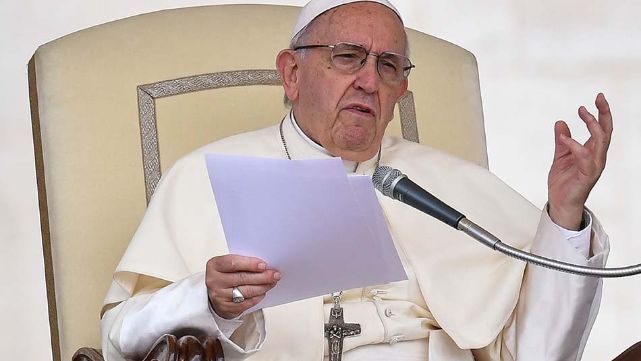 Francisco pidi&oacute; que el Mundial "favorezca la paz entre las naciones"
