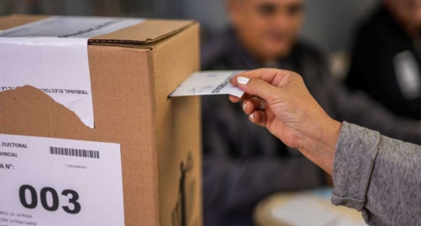 PASO en el Chaco: culmin&oacute; la distribuci&oacute;n de 3003 urnas en los 371 establecimientos de votaci&oacute;n