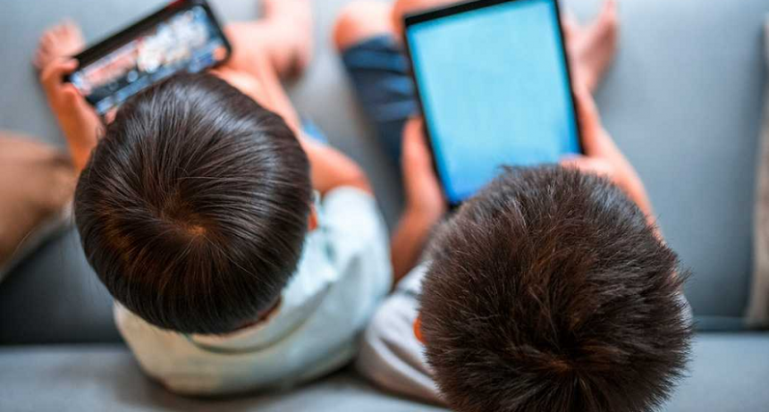 El uso de la tecnolog&iacute;a y las pantallas en ni&ntilde;os, ni&ntilde;as y adolescentes: &iquest;una nueva adicci&oacute;n?