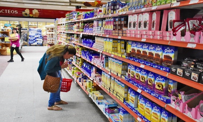 Las ventas en supermercados chaqueños cayeron 25,4% en abril, el mayor descenso de toda la serie histórica
