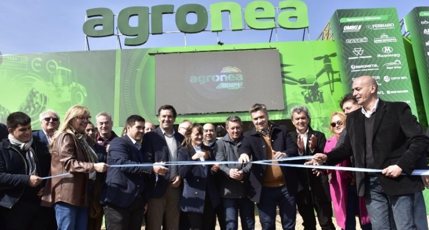 Zdero inaugur&oacute; la 21&deg; Expo AGRONEA 2024 y ratific&oacute; el acompa&ntilde;amiento al campo