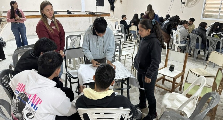 Talleres sobre salud mental y prevención de consumos problemáticos en la EES N° 184