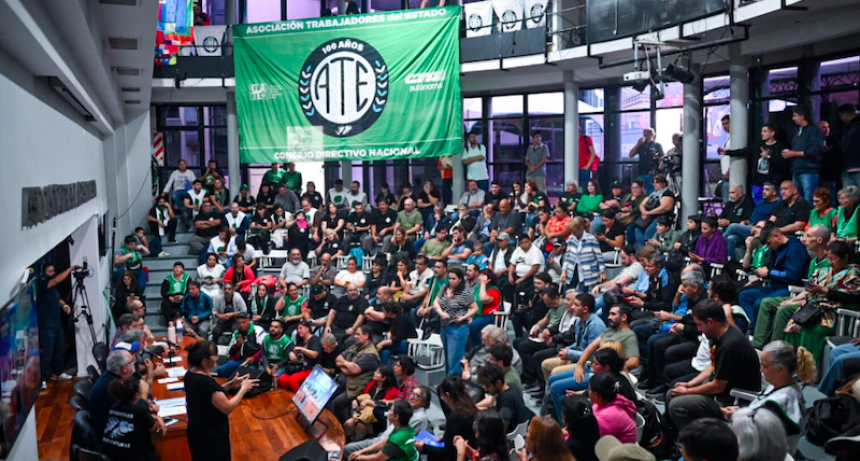 La Justicia Laboral suspendió el Decreto que eliminaba el feriado del Día del Empleado Público