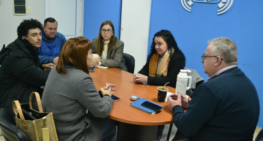 El intendente P&iacute;o Sander recibi&oacute; a miembros de la organizaci&oacute;n Scholas Ocurrentes