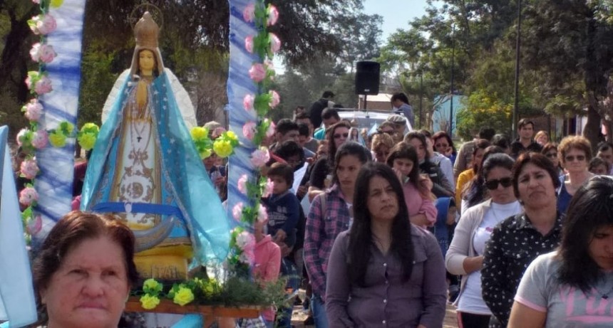 Feligreses de Miraflores honraron a la Virgen de Itat&iacute;