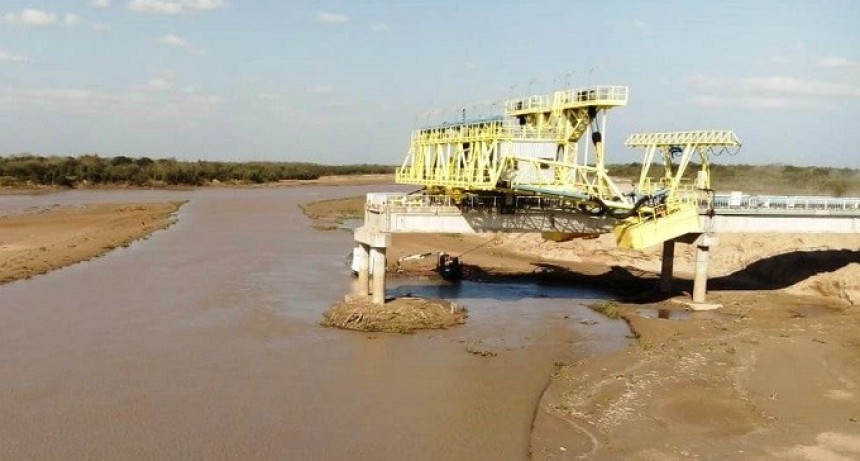 Emergencia h&iacute;drica por complicaciones en la toma del acueducto del puerto Lavalle