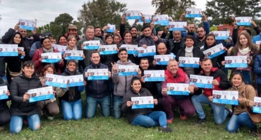 &ldquo;Llevaremos la propuesta casa por casa&rdquo; afirman desde frente todos Castelli &ndash; lista 501 R