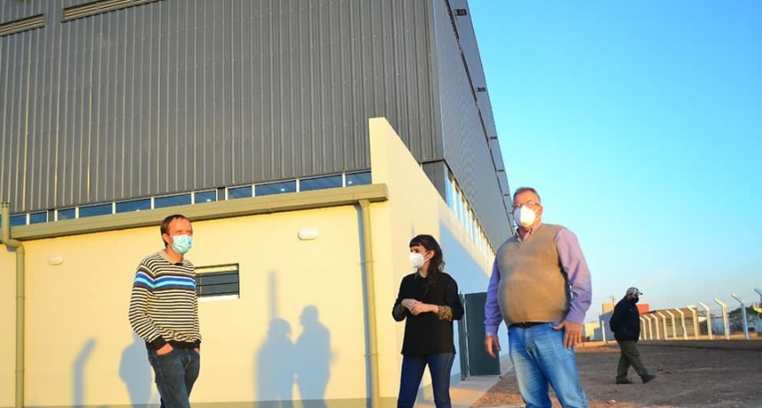 La Vicegobernadora Anal&iacute;a Rach Quiroga junto al intendente Pio Sander recorrieron obras en ejecuci&oacute;n