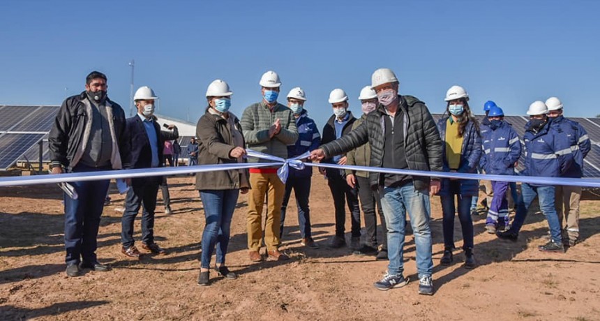 M&aacute;s obras: nuevo edificio escolar y planta solar en El Impenetrable chaque&ntilde;o