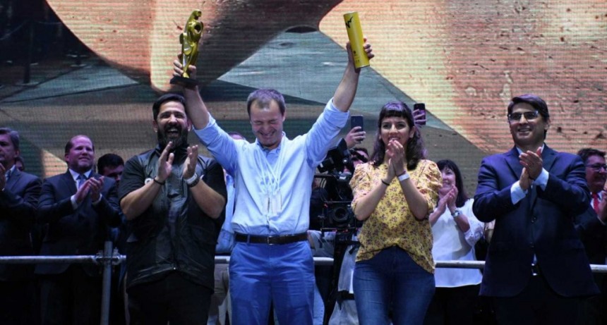 &ldquo;La naturaleza y sus tensiones&rdquo;, del rumano Mogosanu es la ganadora de la Bienal del Chaco 2022