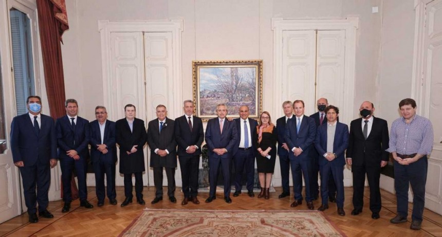 El Presidente analiz&oacute; con gobernadores la coyuntura nacional y la situaci&oacute;n provincial