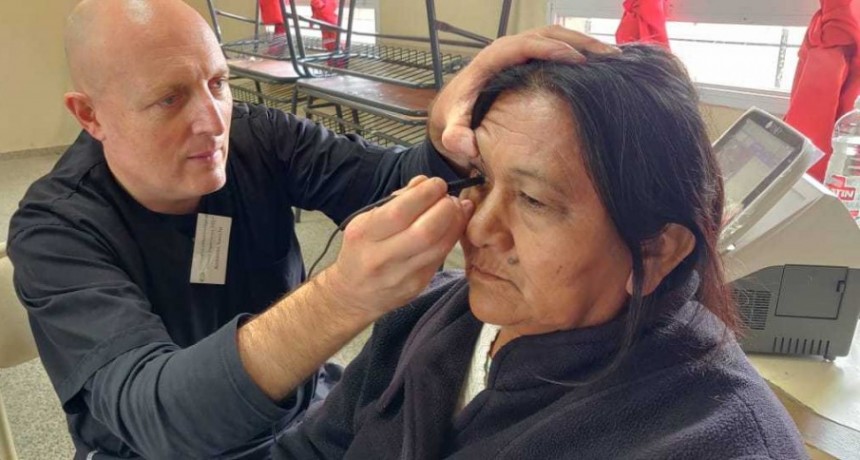 Unas 1.600 personas recibieron atenci&oacute;n oftalmol&oacute;gica gratuita en Fuerte Esperanza