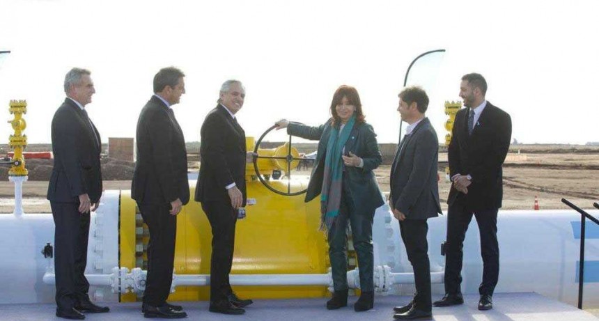 El Gobierno Nacional inaugur&oacute; Gasoducto N&eacute;stor Kirchner con llamados a la "unidad"