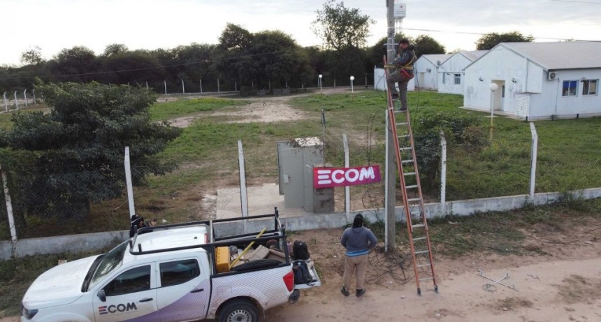 En hist&oacute;rica jornada, el gobierno habilita la red de fibra &oacute;ptica en El Impenetrable