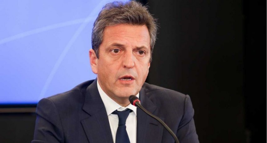 Massa pidi&oacute; "no volver atr&aacute;s" y alert&oacute; sobre el programa de ajuste de la oposici&oacute;n