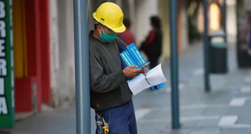 Casi 140.000 asalariados formales perdieron su empleo en los primeros 5 meses de la era Javier Milei