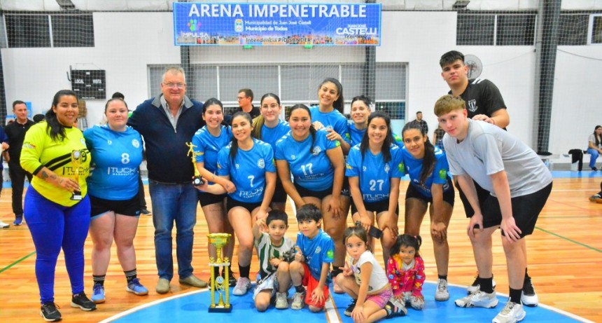 El intendente Sander destac&oacute; las actividades en el Micro estadio Arena del Impenetrable.