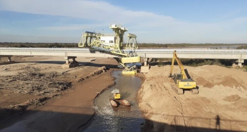 Al l&iacute;mite: Un m&iacute;nimo caudal de agua del Bermejo abastece al acueducto de Puerto Lavalle