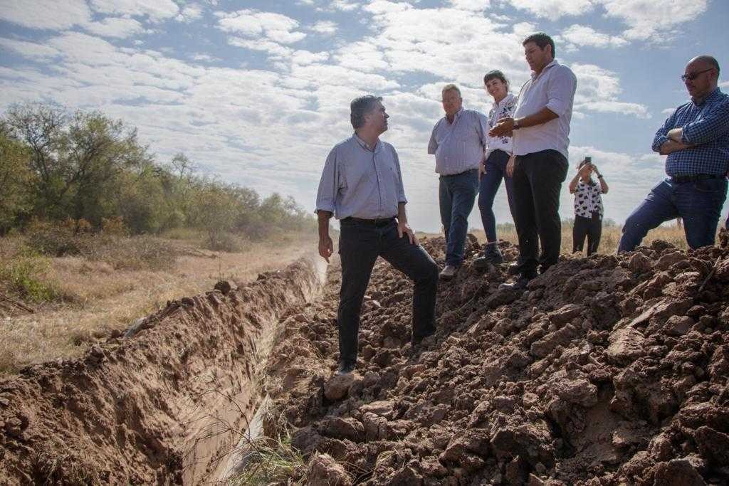 Agua segura y aulas limpias y cómodas para Villa Río Bermejito y su zona de influencia